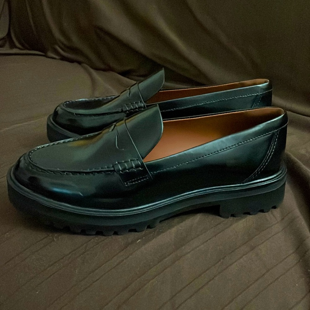 NEW Reformation Agathea Chunky Loafer